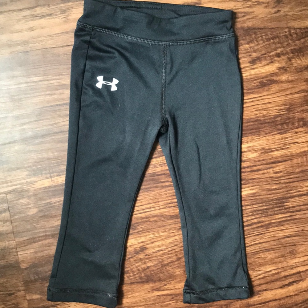 Under Armour black yoga-type pants